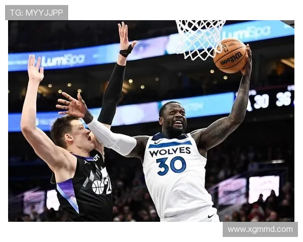 迪林厄姆半场狂砍15分5助攻2抢断展现超强实力引发热议